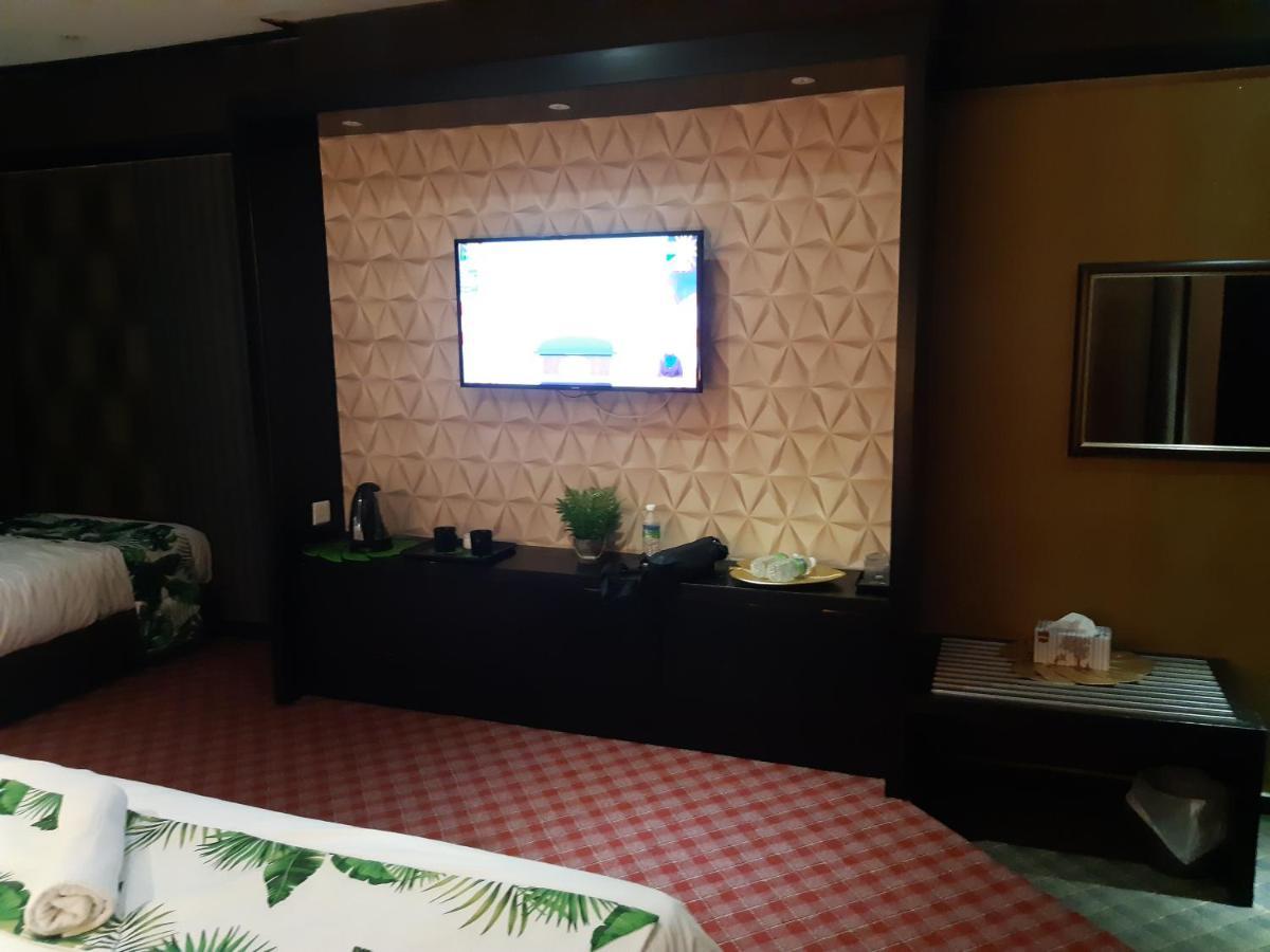 Grandeur Hotel And Spa Malacca Esterno foto
