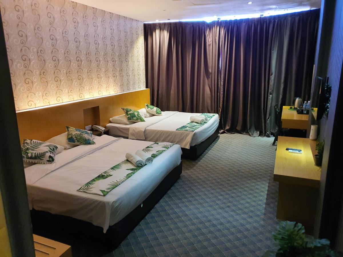 Grandeur Hotel And Spa Malacca Esterno foto