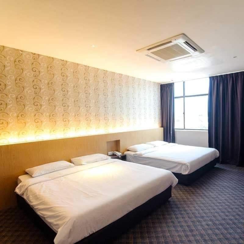 Grandeur Hotel And Spa Malacca Esterno foto