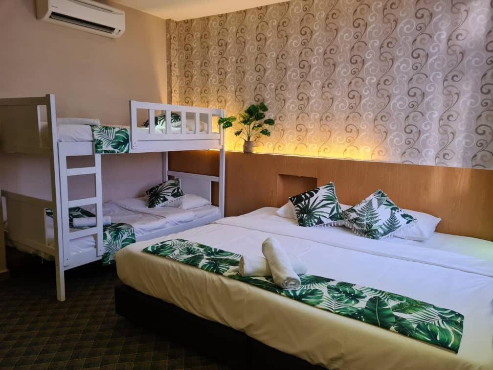 Grandeur Hotel And Spa Malacca Esterno foto